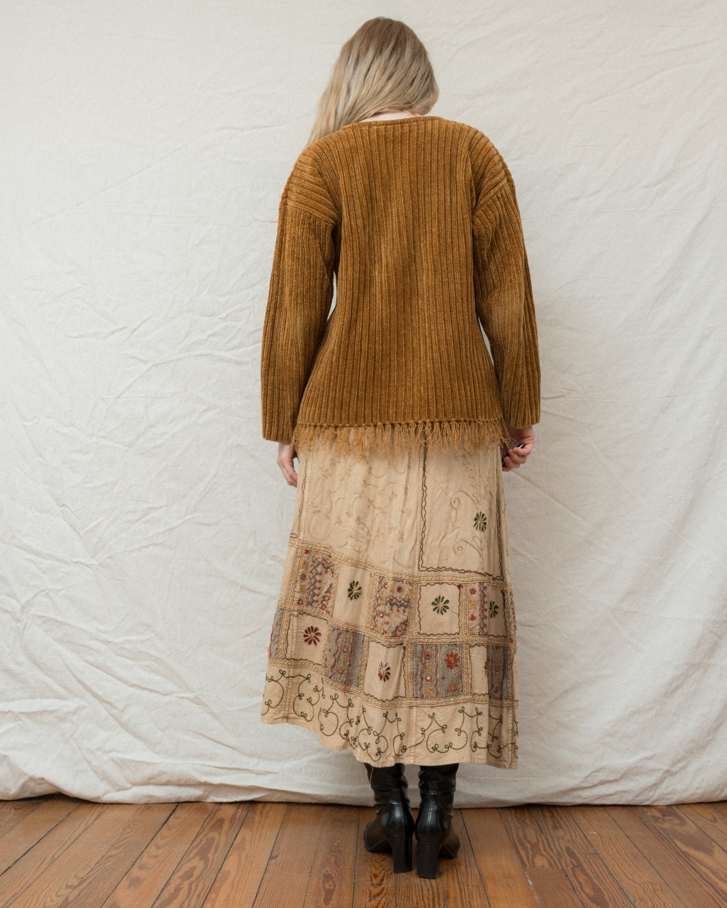 Vintage Caramel Chenille Fringe Sweater (S/M)