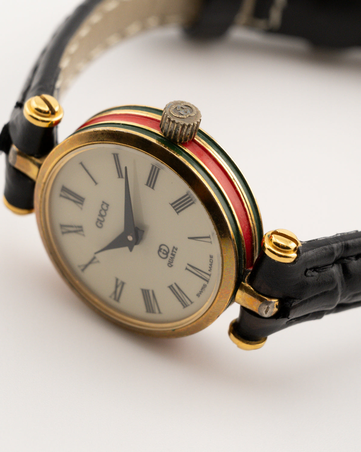 90s GUCCI 2000L Sherry Line Watch w/Black Leather Band