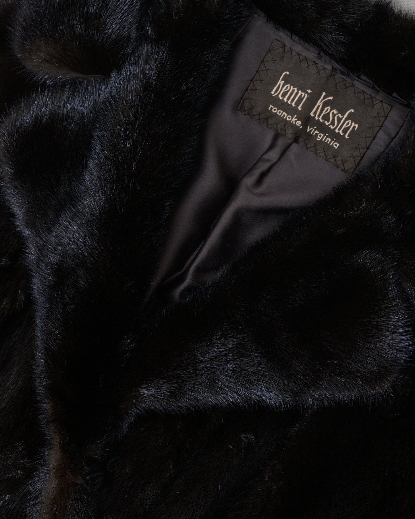 Vintage 70s Chocolate Brown Fur Coat (S/M)