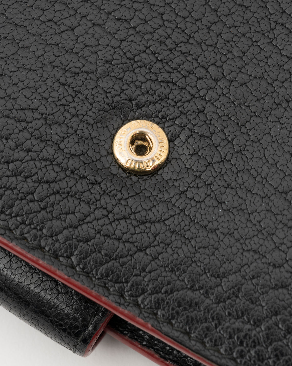 2019 MIU MIU Madras Forever Enamel Heart Compact Wallet