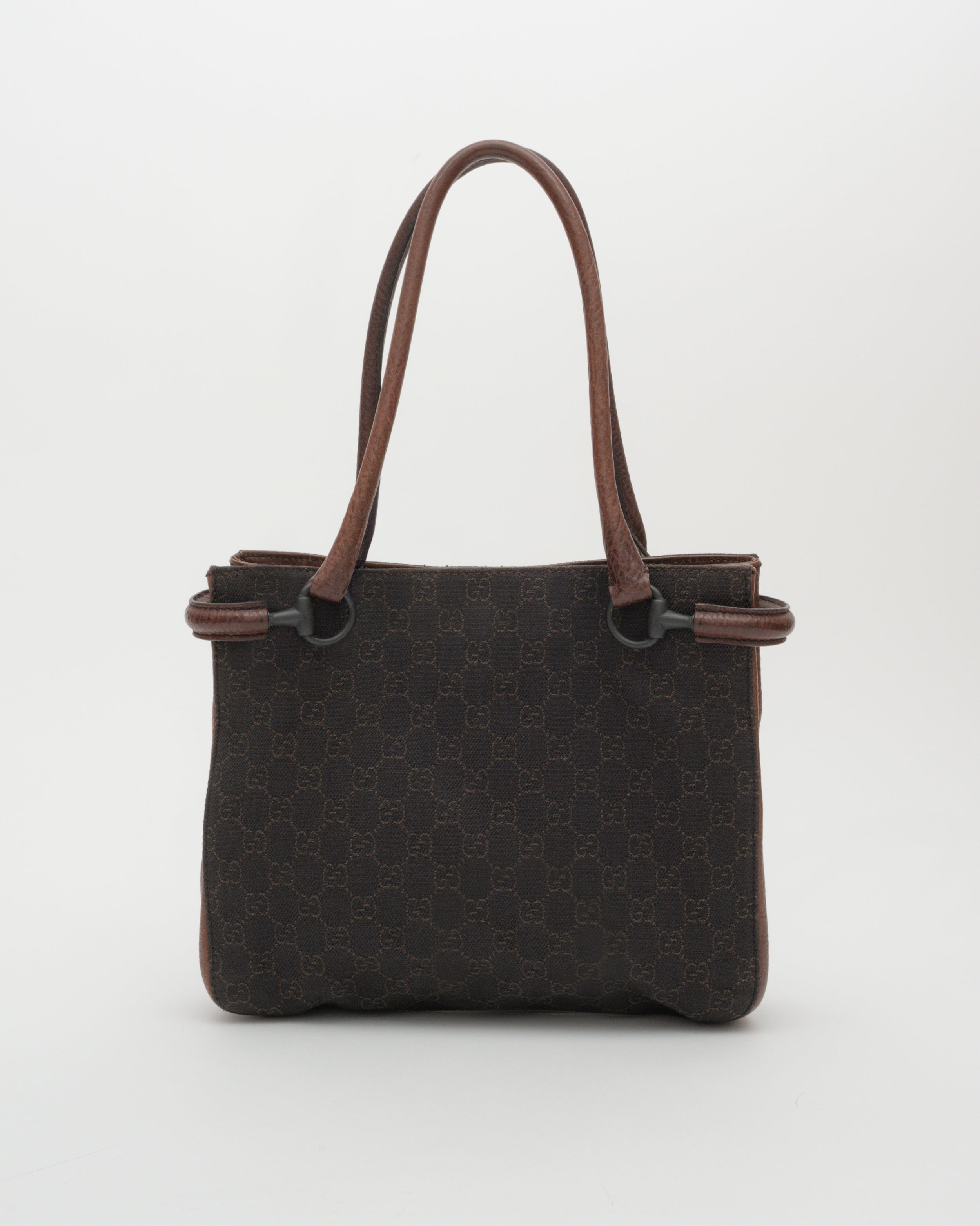 2000s GUCCI Tom Ford Era Chocolate GG Horsebit Loop Bag – Closed