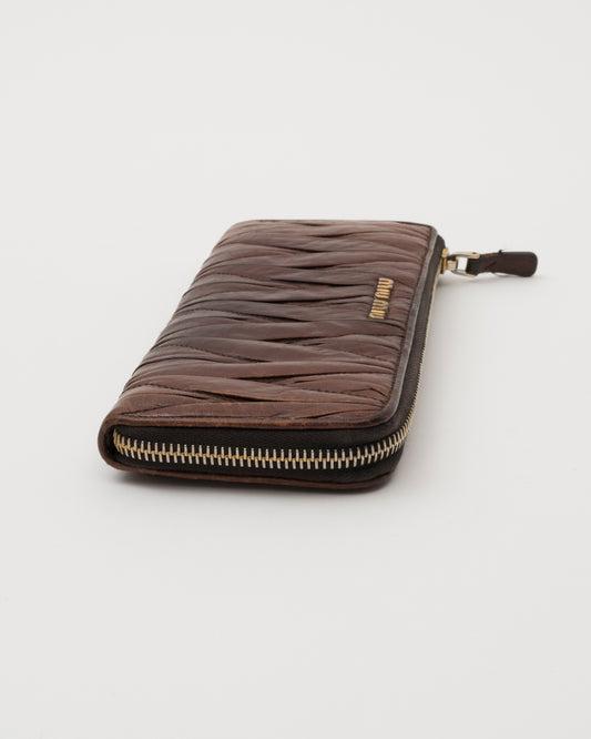 2000s MIU MIU Brown Matelasse Wallet