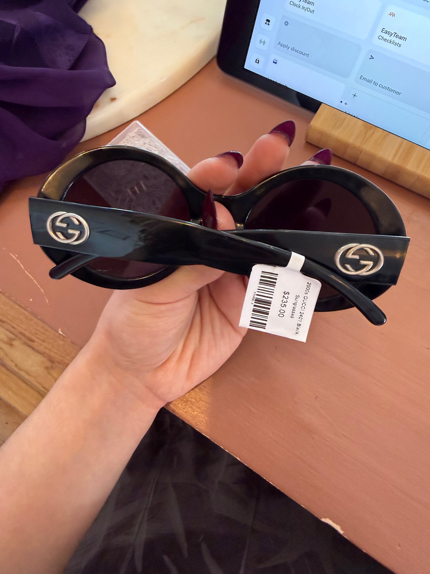 2000s GUCCI 2401 Black Sunglasses