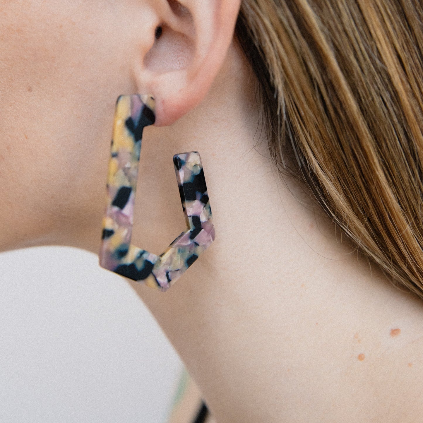 Blush Tortoise Geometric Hoop Earrings - Closed Caption | Shop Vintage + Handmade. Always Sustainable. Never Wasteful.