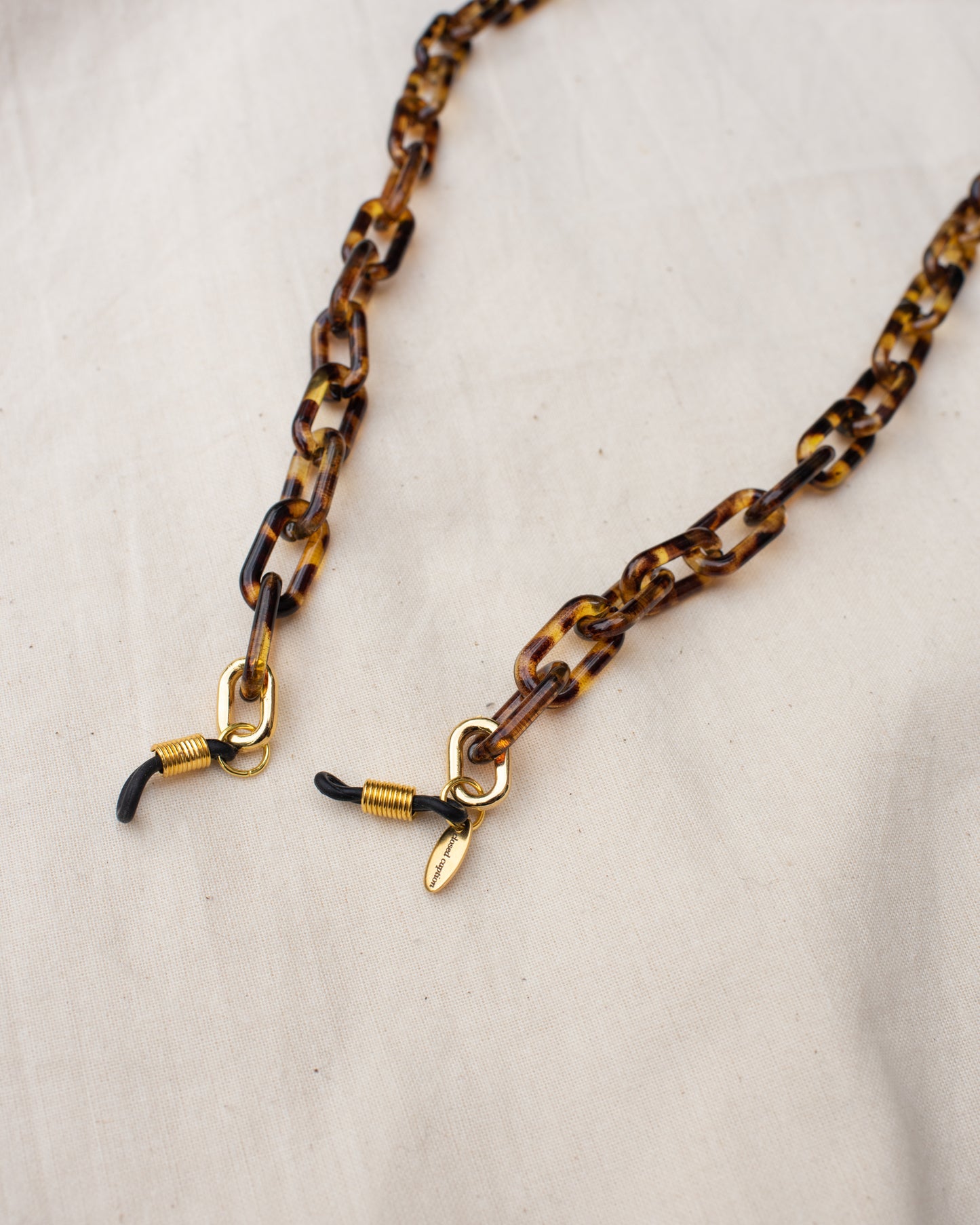 Chunky Tortoise Eyewear Chain