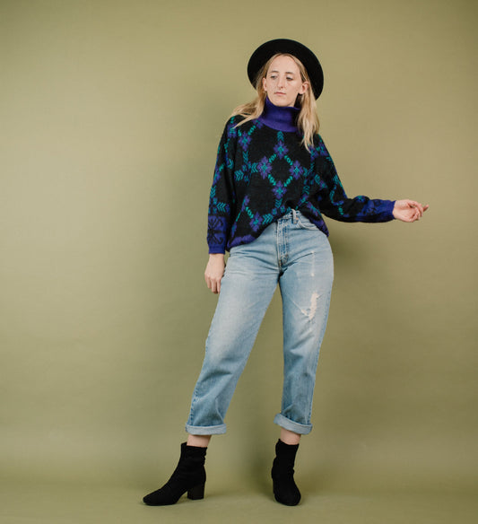 Vintage Distressed LEVI'S Denim Pants / S/M - Closed Caption