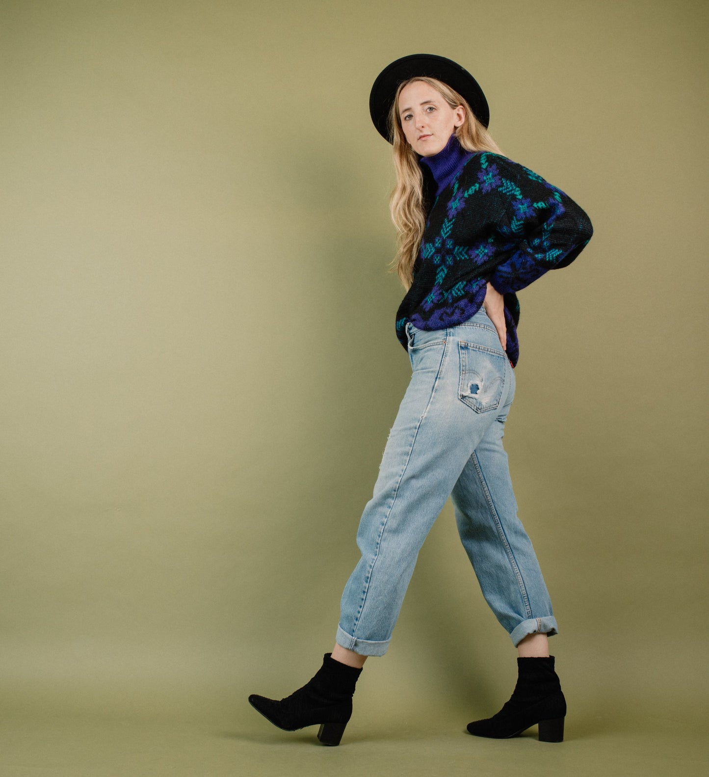 Vintage Distressed LEVI'S Denim Pants / S/M - Closed Caption