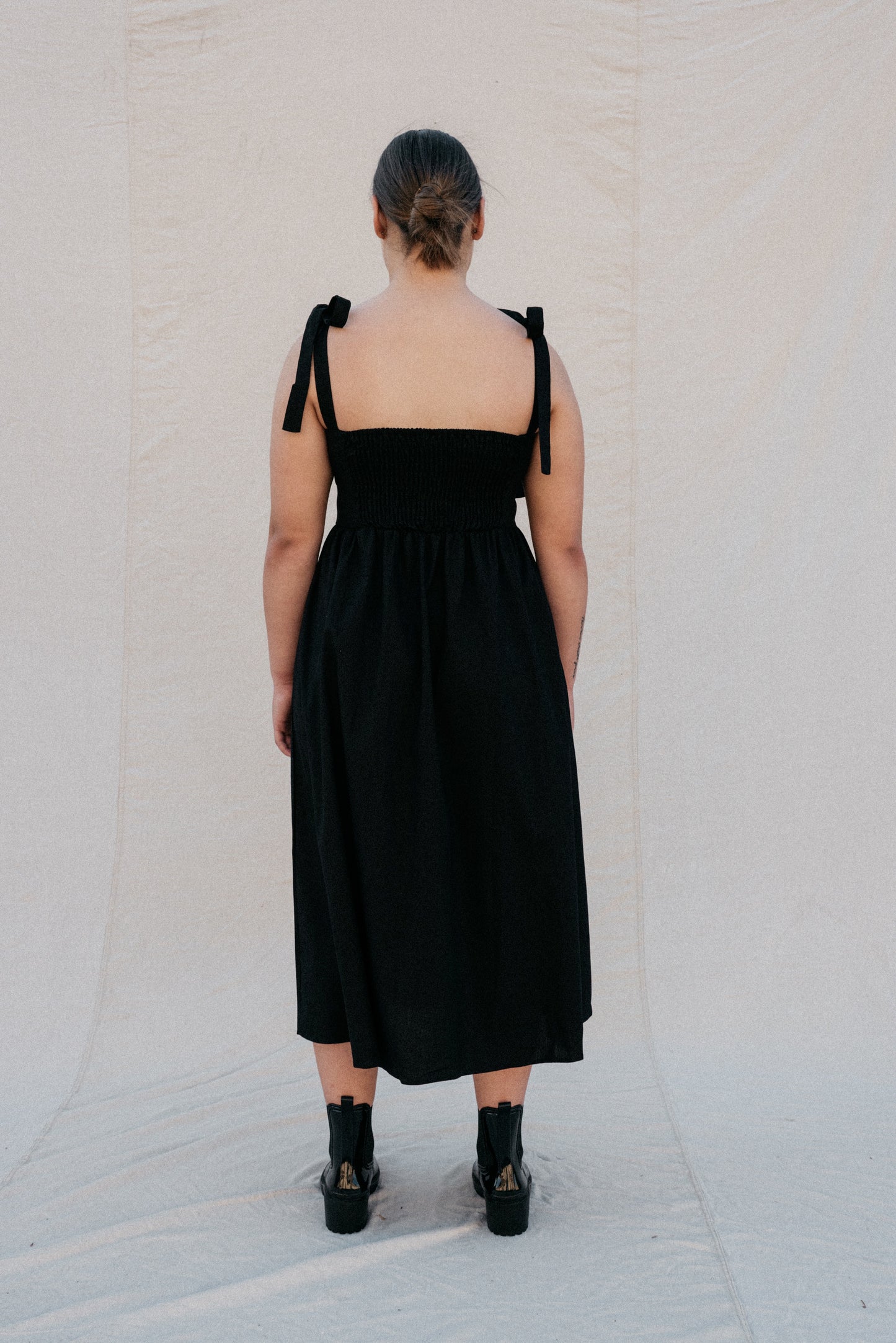 Margareta Dress in Charcoal