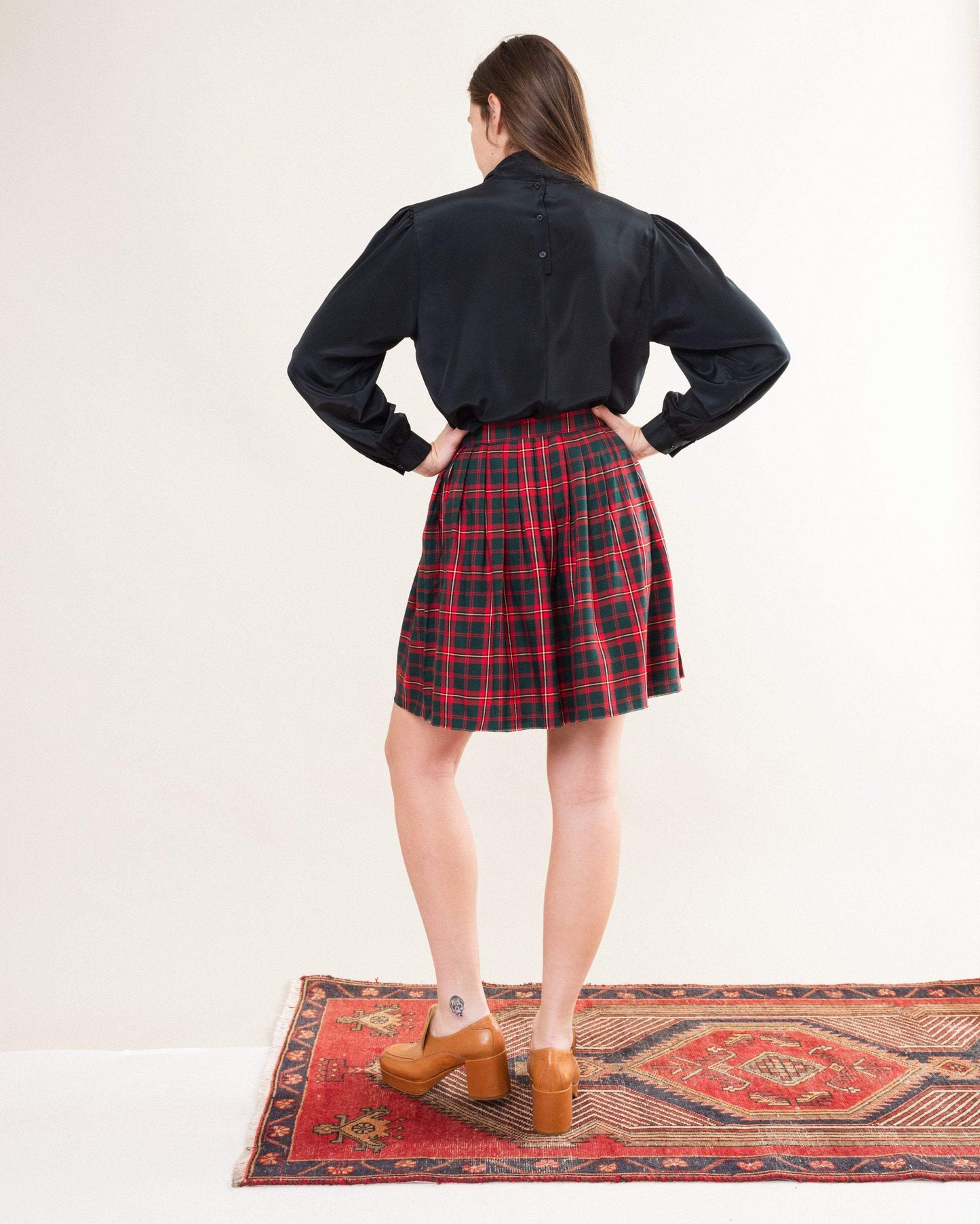 Vintage Plaid Pleated Mini Skirt (S/M)