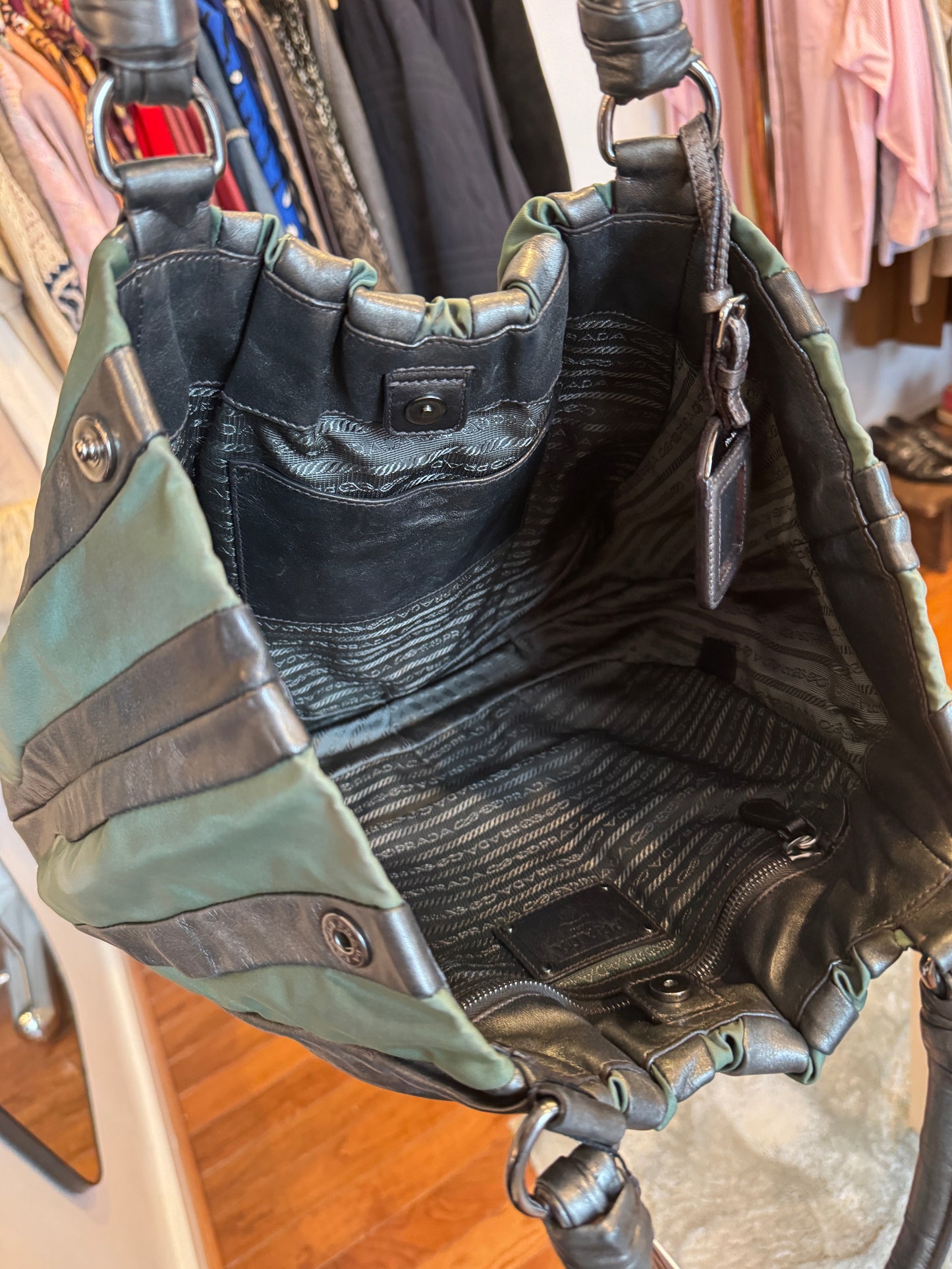 CC VTG PRADA Tessuto Green + Grey Waves Bag