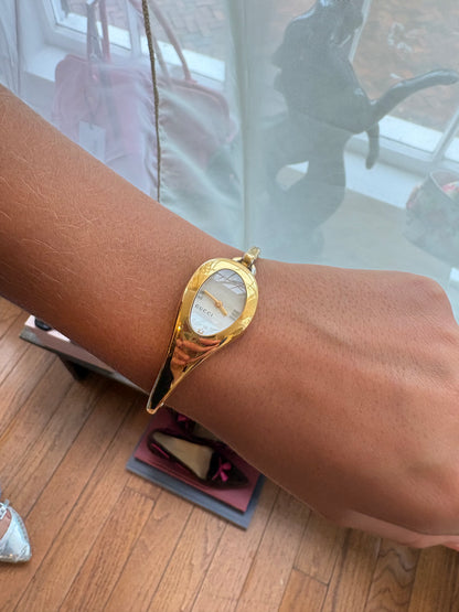 2000s GUCCI 103 Gold Flora Diamond Horsebit Watch