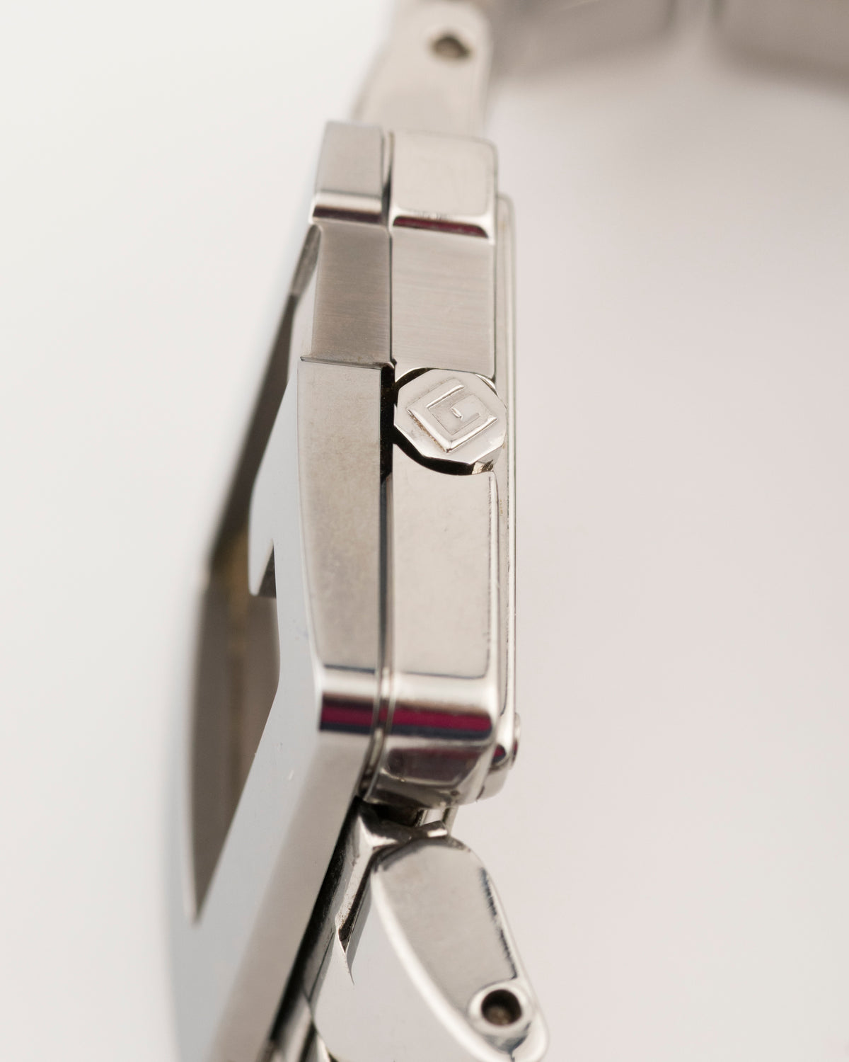 2000s GUCCI 3600L Silver Watch w/Bronze Dial