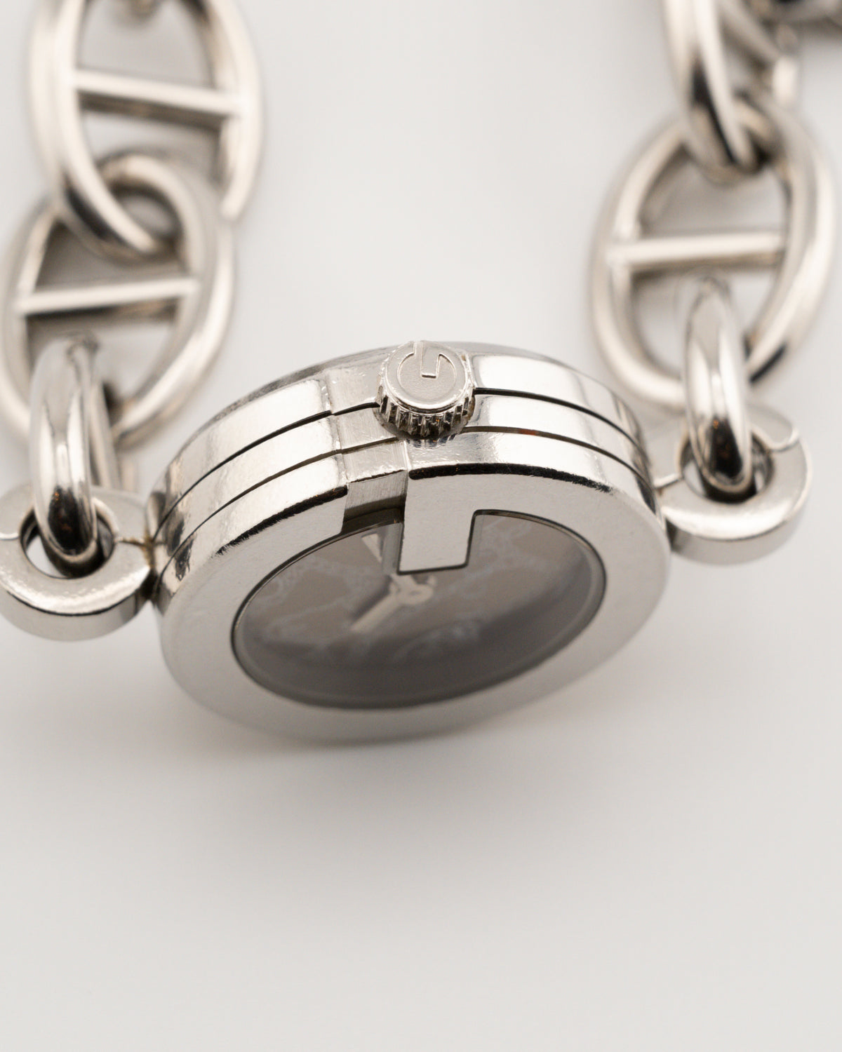 2000s GUCCI 107 Charmy Silver Charm Bracelet Watch