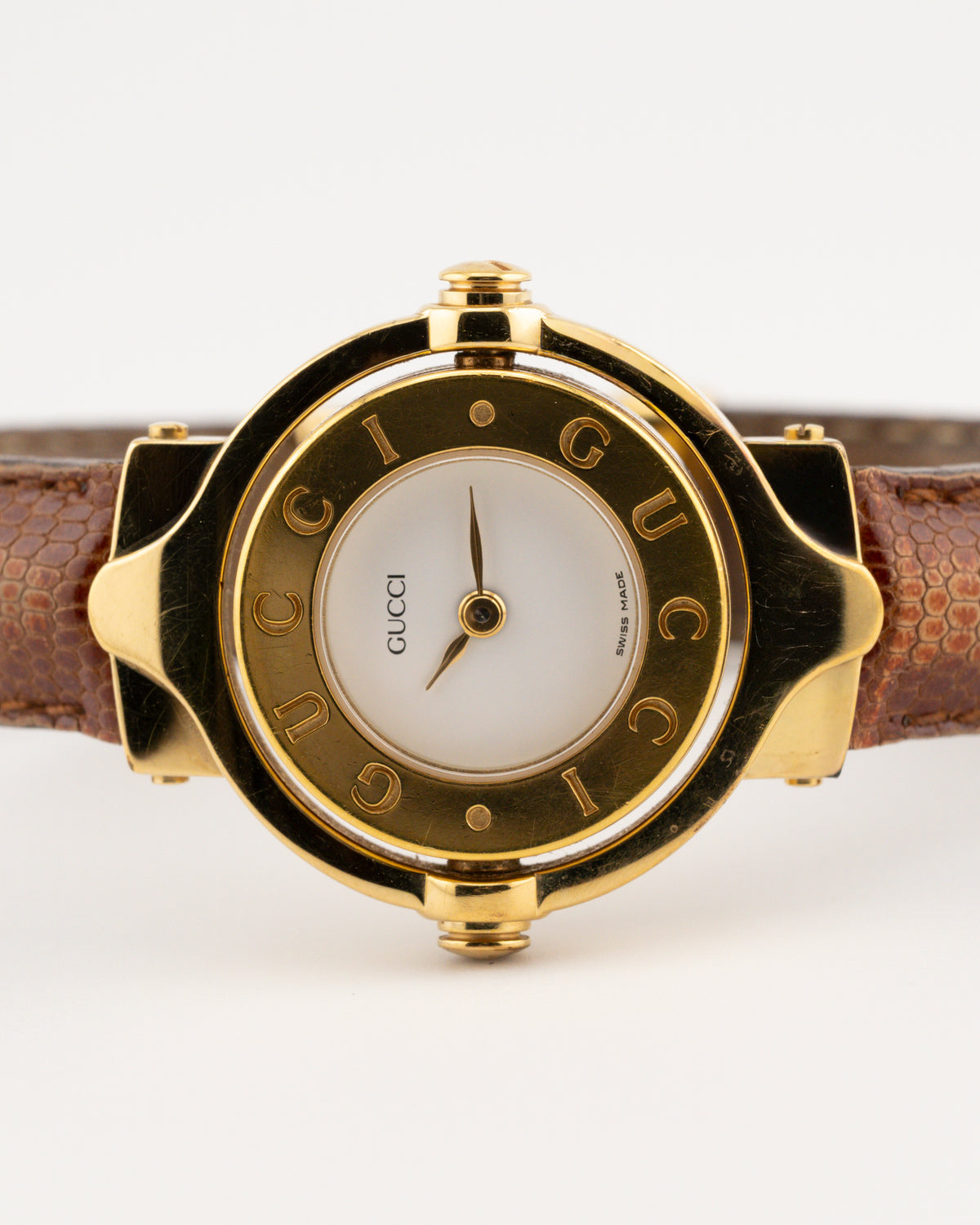 90s GUCCI 6600L Reverso Brown Leather Bangle Watch