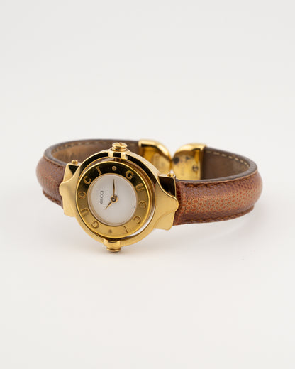 90s GUCCI 6600L Reverso Brown Leather Bangle Watch