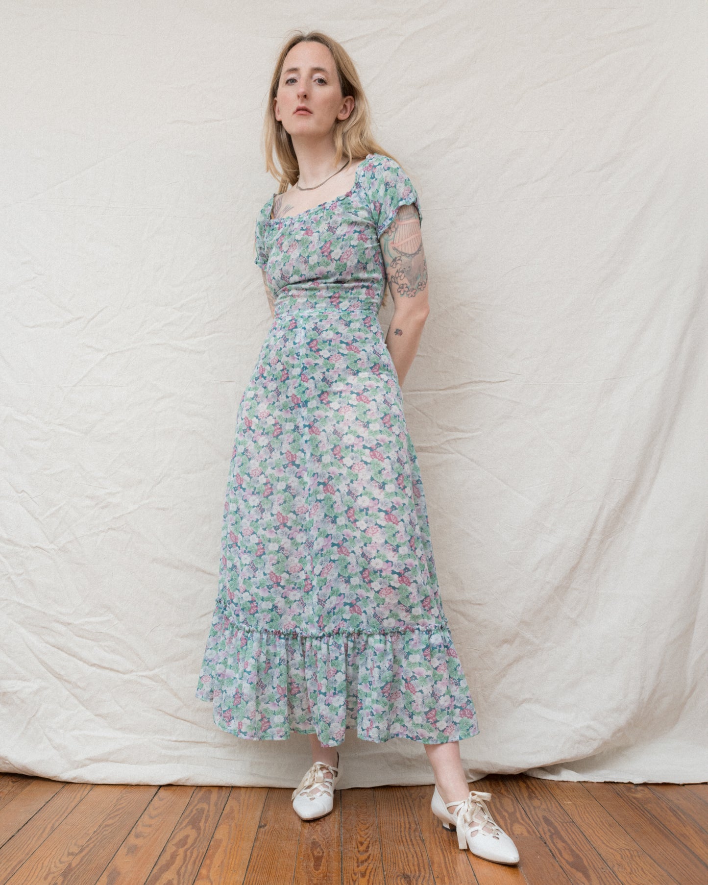 Vintage Floral Maxi Dress (S)