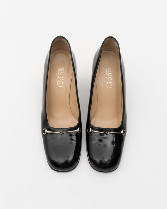 2000s GUCCI Black Horsebit Patent Leather Pumps (37)