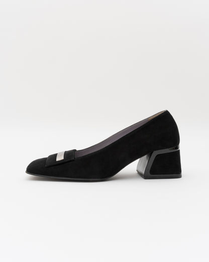 2000s GUCCI Black Suede Pumps (38)