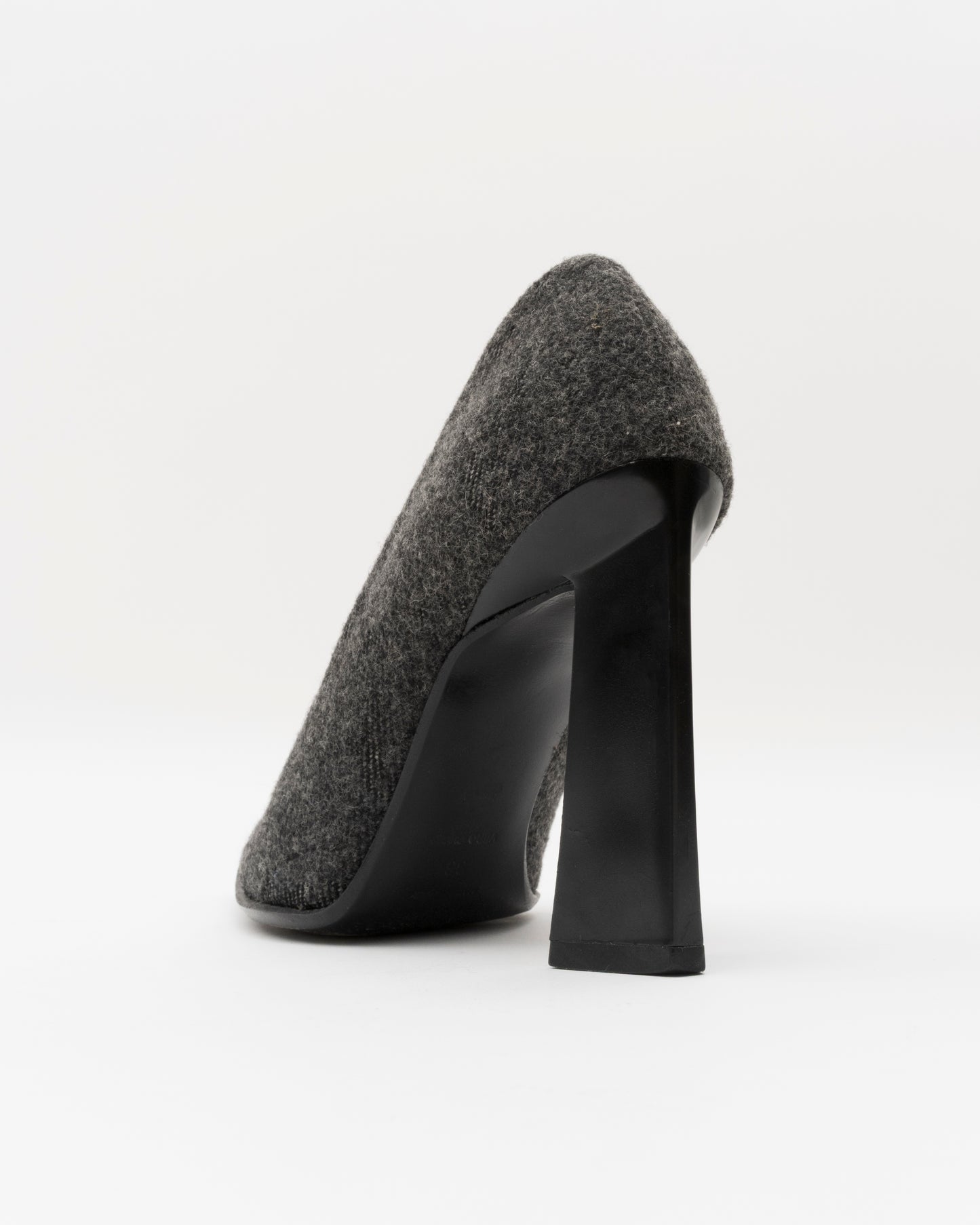 90s PRADA Sculptural Grey Wool Pumps (36)