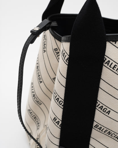 SS2019 BALENCIAGA Ivory Cabas Bag w/Pouch