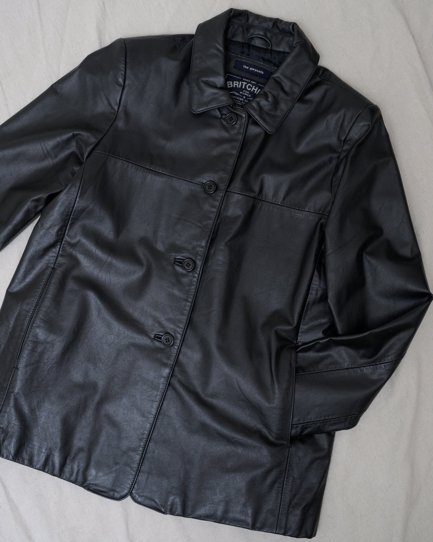 Vintage 90s Boxy Black Leather Jacket (S/M)