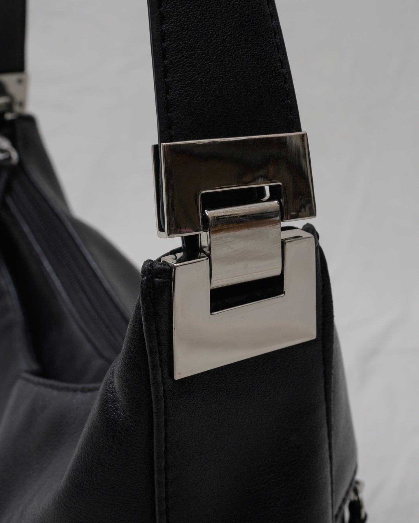 Vintage Black GIANI BERNINI Leather Bag