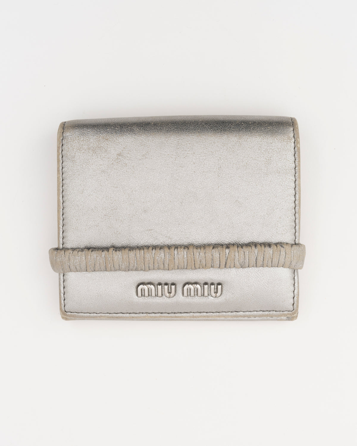 2000s MIU MIU Silver Metallic Nappa Ruched Band Compact Wallet