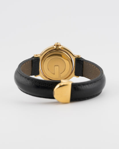 90s GUCCI 6600L Reverso Black Leather Bangle Watch