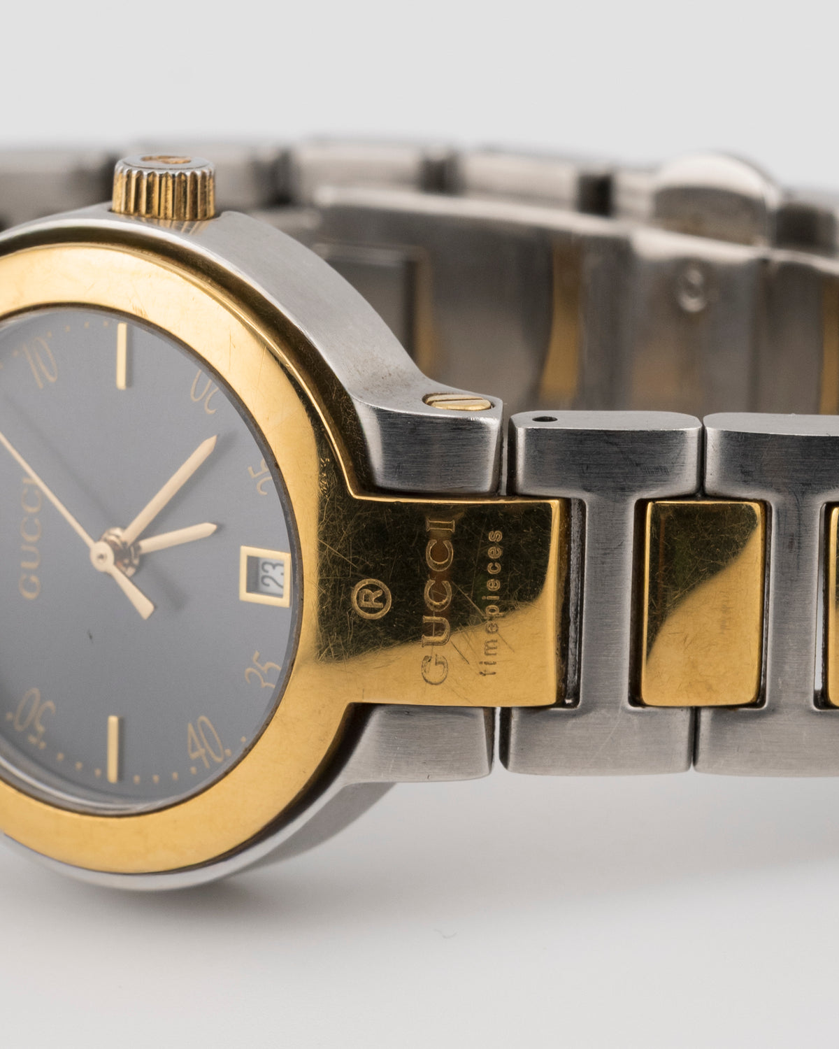 90s GUCCI 8900L Two Tone Watch w/Date