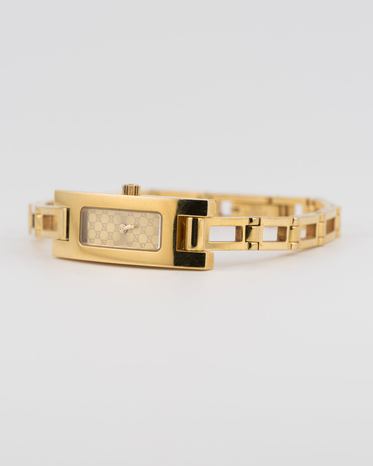 2000s GUCCI 3900L Gold GG Monogram Watch