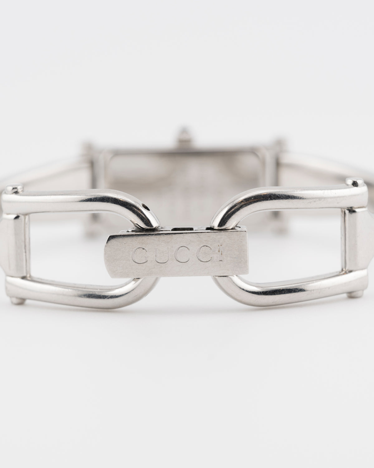 90s GUCCI 1500L Silver Bangle Watch