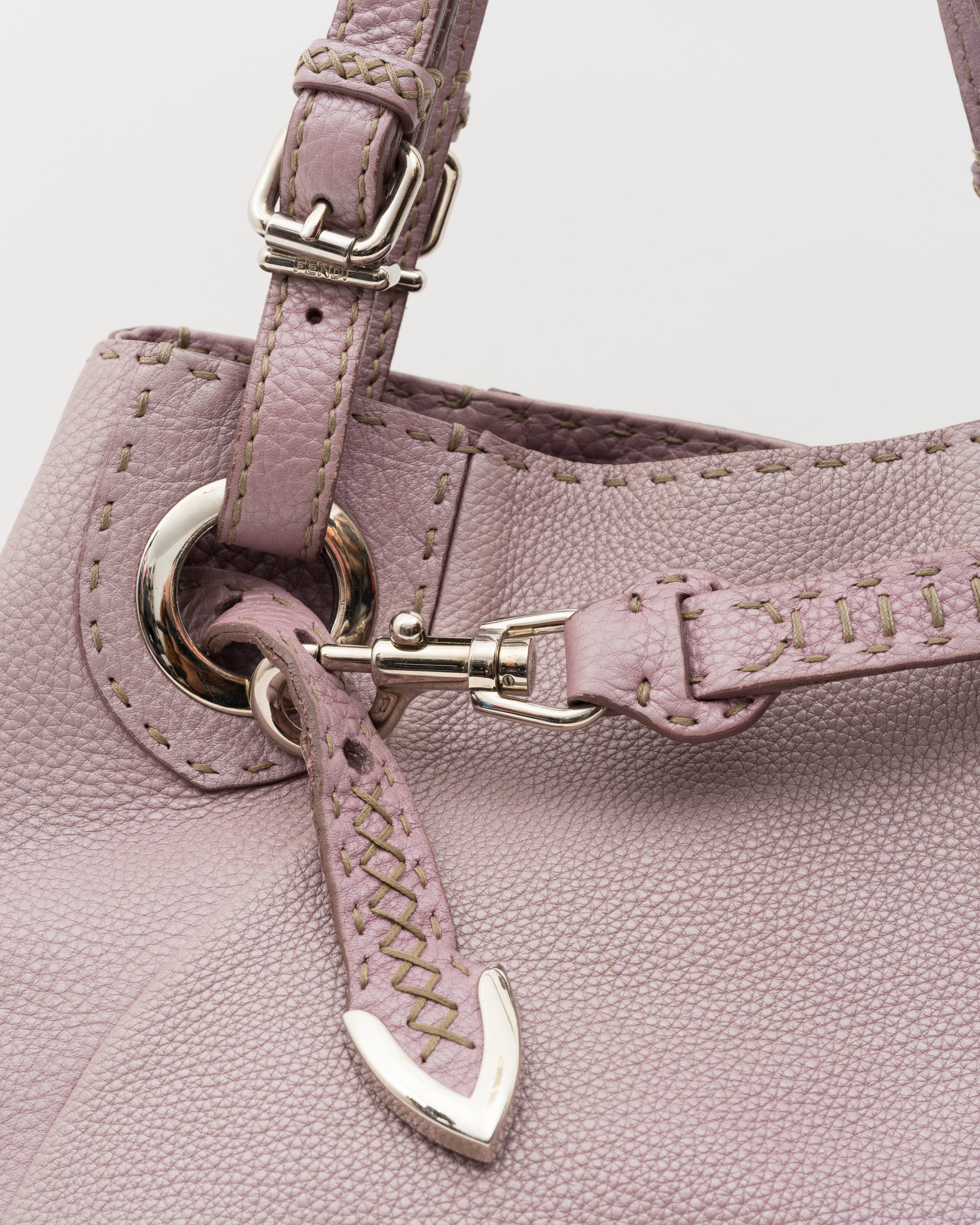 2000s FENDI Selleria Lilac Pebbled Leather Hobo Bag – Closed Caption