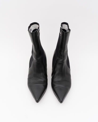 2017 FENDI Rockoko Sock Boots in Black (38)(as is)