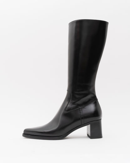 2000s MIU MIU Pointed Toe Black Patent Boots (35)