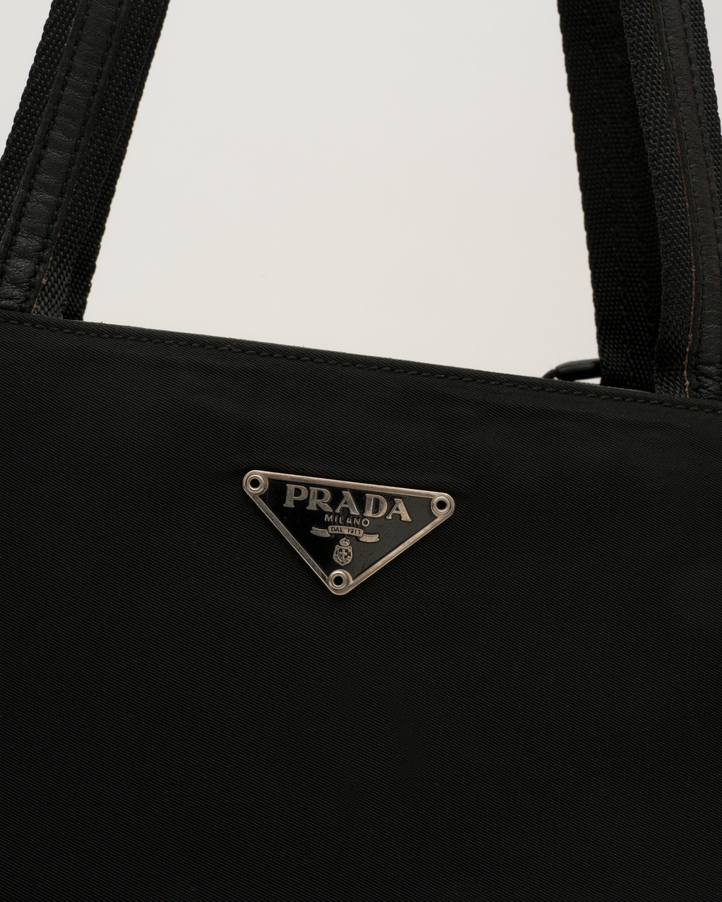 90s PRADA Black Tessuto Tote Bag – Closed Caption