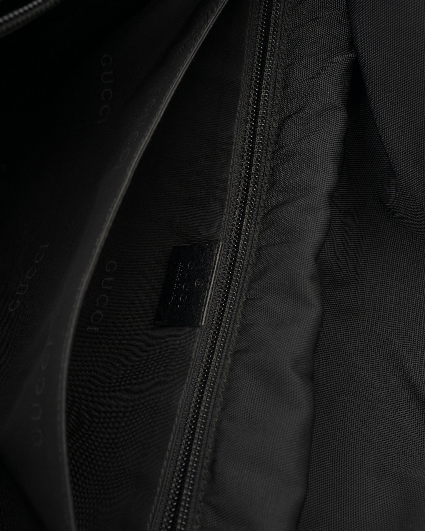 90s GUCCI Black Nylon Messenger Bag