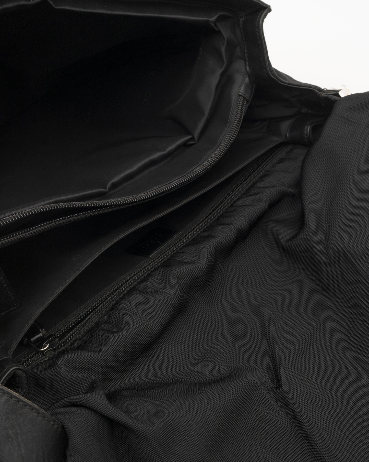 90s GUCCI Black Nylon Messenger Bag