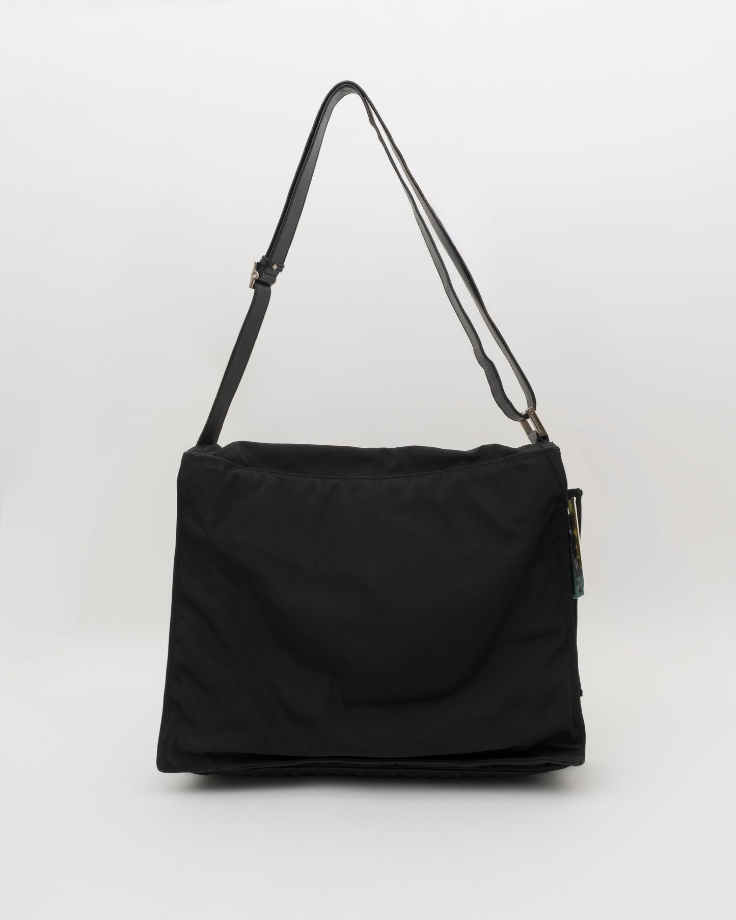 90s GUCCI Black Nylon Messenger Bag