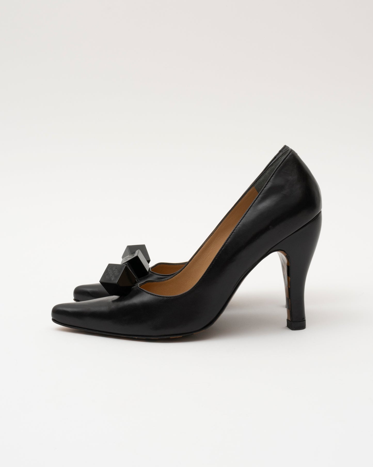 2011 LOUIS VUITTON Black Dice Heels (8.5)