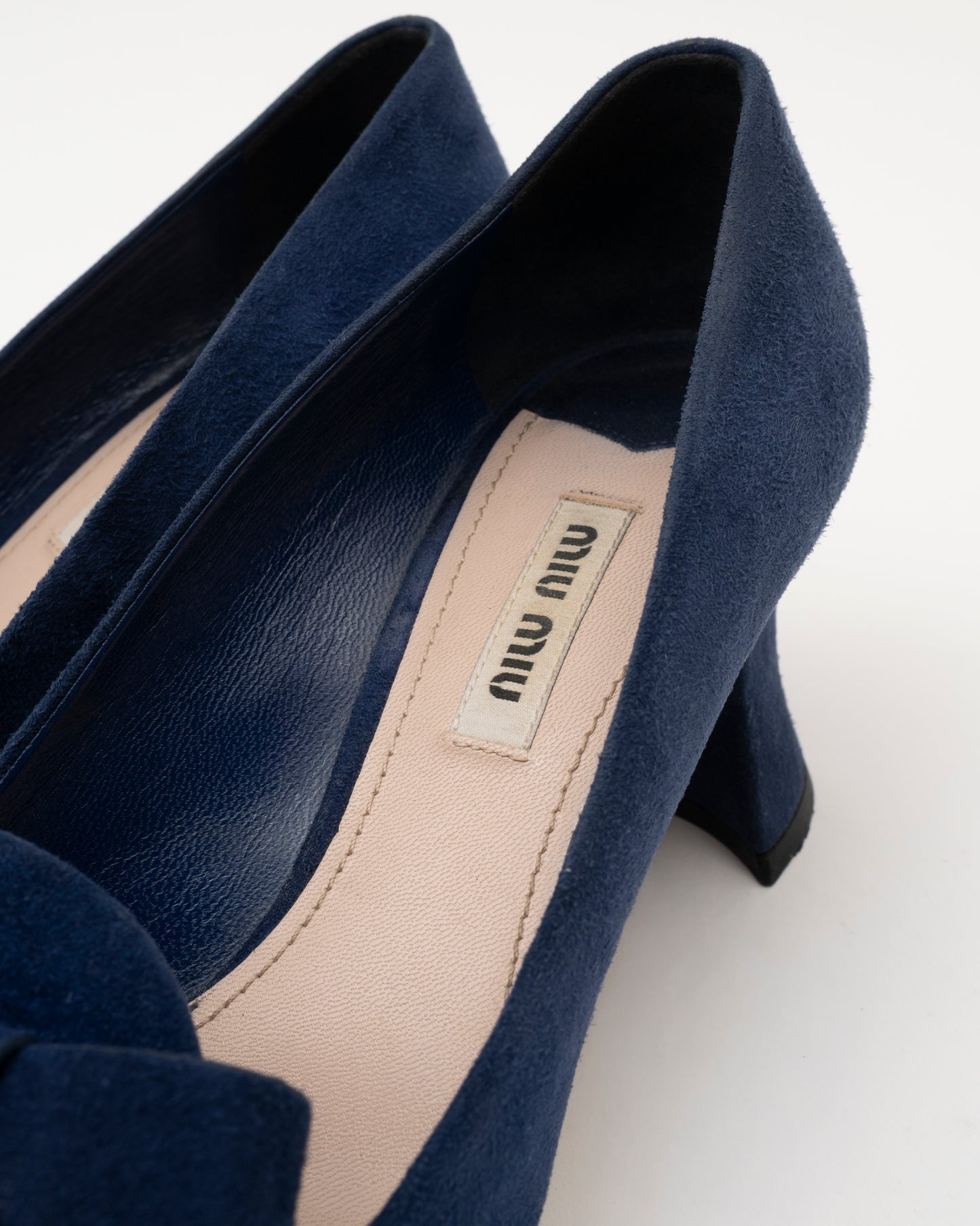 90s MIU MIU Blue Suede Bow Heels (37.5)
