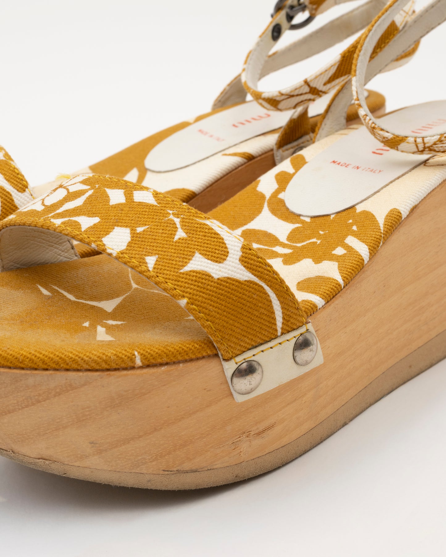 90s MIU MIU Mustard Floral Wood Platform Sandals (36)