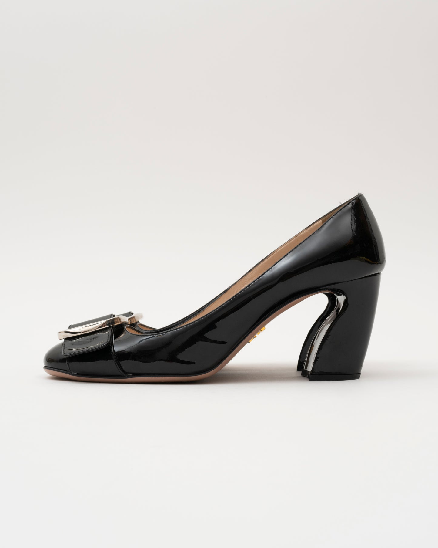 90s PRADA Black Patent Buckle Block Heels (39.5)