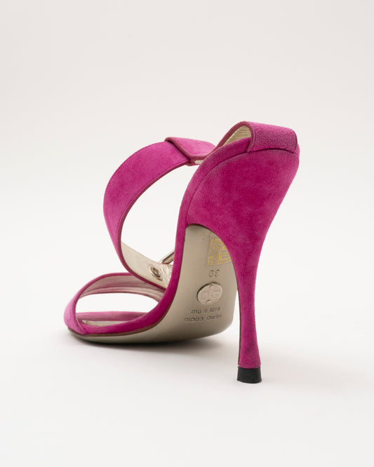 2000s DOLCE & GABBANA Fuchsia Suede Buckle Heels (39)