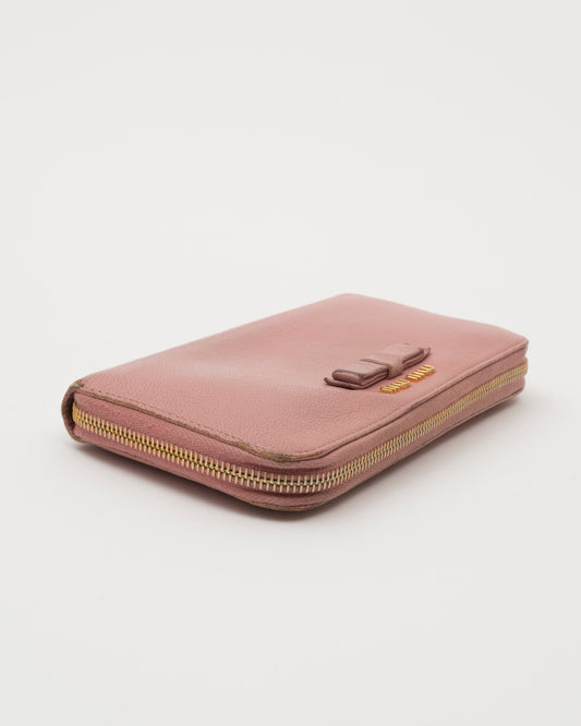 2000s MIU MIU Pink Leather Bow Long Wallet