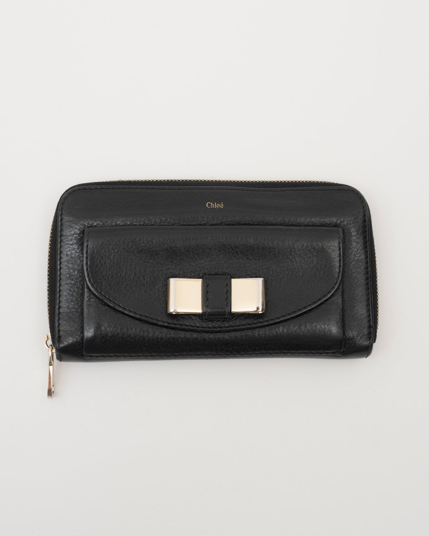 2000s CHLOE Black Lily Zip Wallet