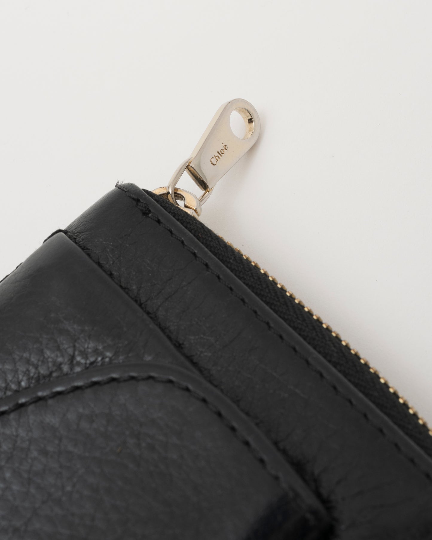 2000s CHLOE Black Lily Zip Wallet