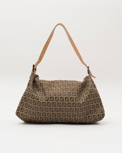 2000s FENDI Beige Zucchino Canvas Mamma Baguette Shoulder Bag