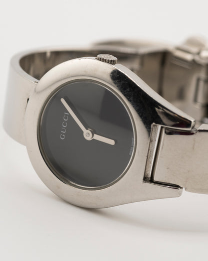 90s GUCCI 6700L Silver Buckle Watch w/ Black Dial