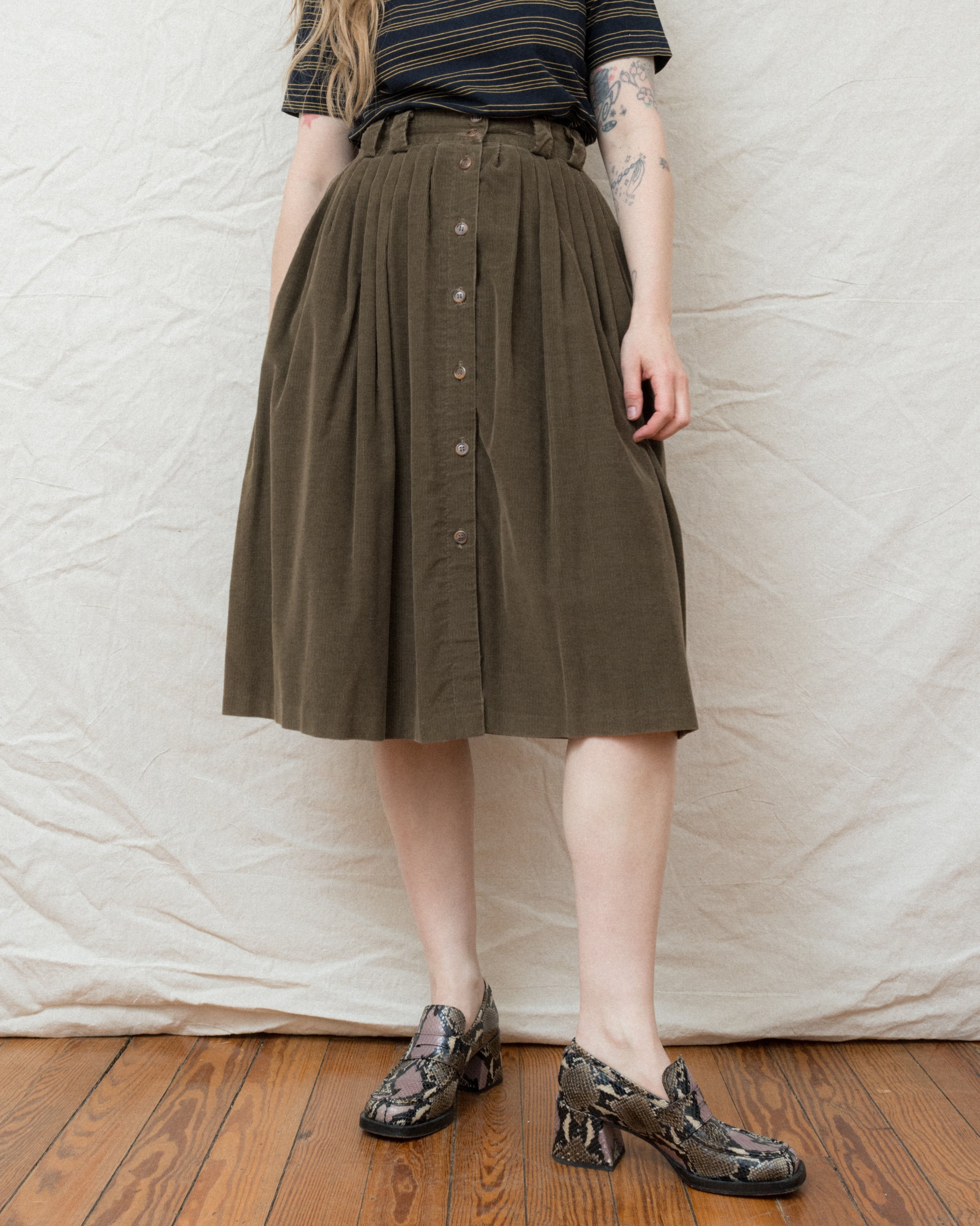 Corduroy skirt vintage hotsell