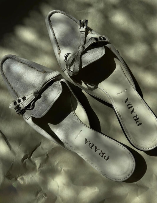 90s PRADA White Kitten Heel Mules (36.5)